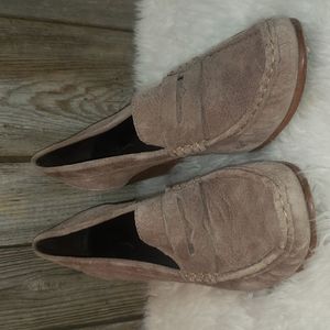 LL Bean Womens Suede Heels Size 10M